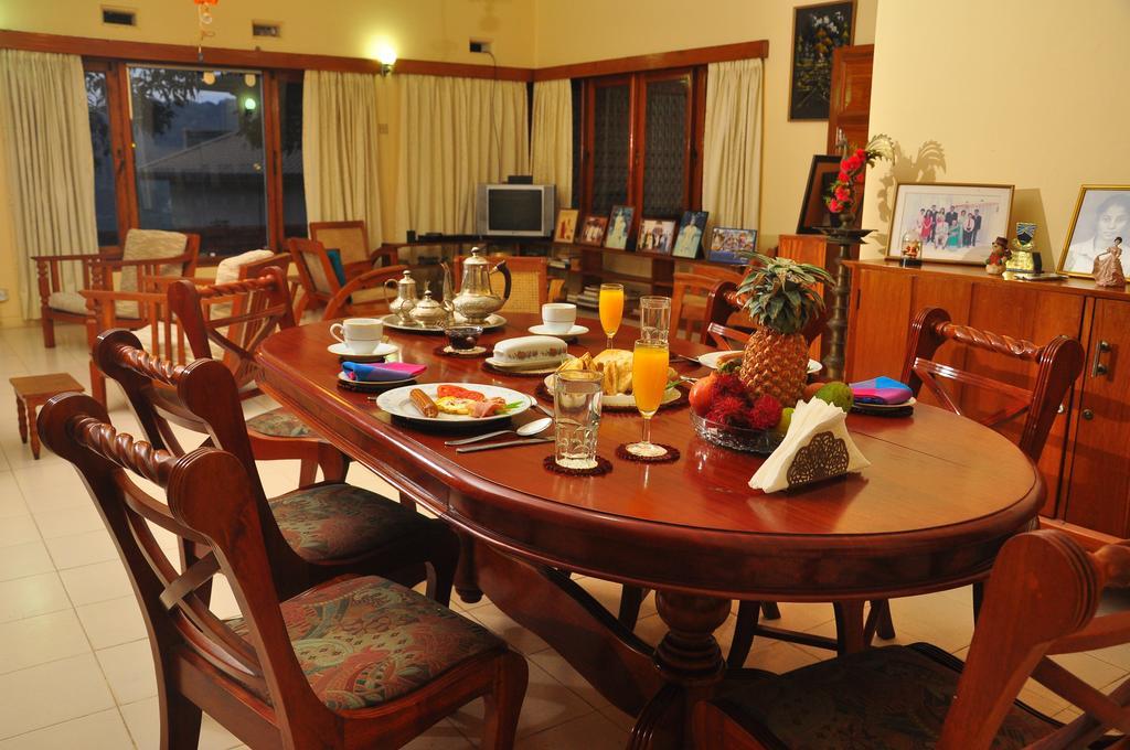 Apartament Knight'S Heaven Kandy Zewnętrze zdjęcie